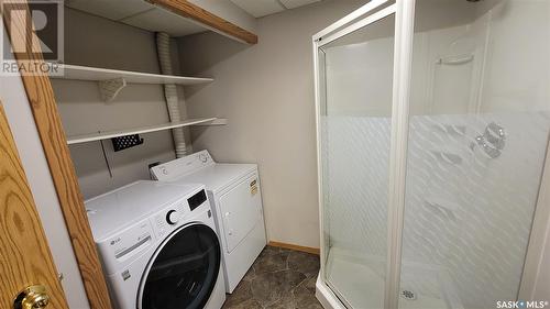 5 Marion Crescent, Meadow Lake, SK - Indoor Photo Showing Laundry Room