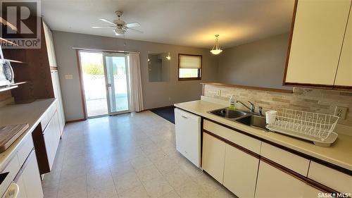 5 Marion Crescent, Meadow Lake, SK - Indoor Photo Showing Kitchen With Double Sink