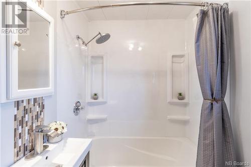 8156 Route 130, Wicklow, NB - Indoor Photo Showing Bathroom