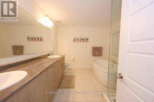 228 Ridge Road, Cambridge, ON - Indoor Photo Showing Bathroom