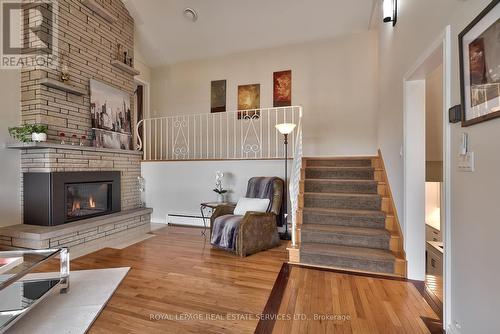 192 Niven Road, Niagara-On-The-Lake, ON - Indoor With Fireplace