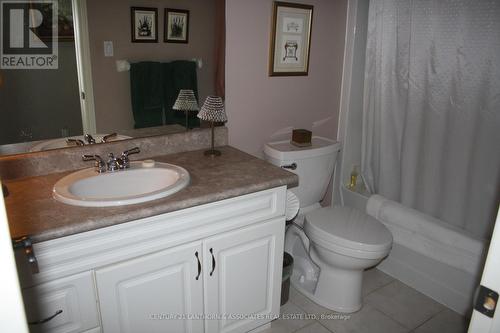 14 Linden Lane, Belleville, ON - Indoor Photo Showing Bathroom