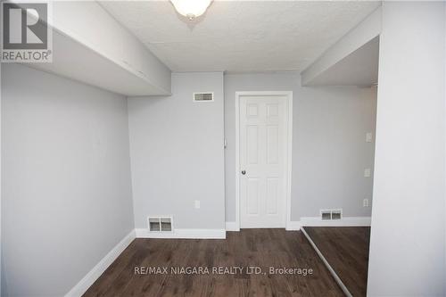 5624 Temperance Ave, Niagara Falls, ON - Indoor Photo Showing Other Room