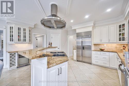 3 River Bend Rd, Markham, ON - Indoor Photo Showing Kitchen With Upgraded Kitchen