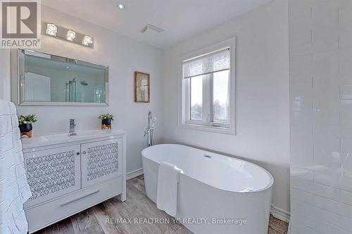 97 - 735 New Westminster Drive, Vaughan, ON - Indoor Photo Showing Bathroom