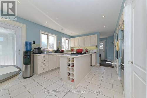 767 Mayfield Road, Brampton, ON - Indoor Photo Showing Kitchen