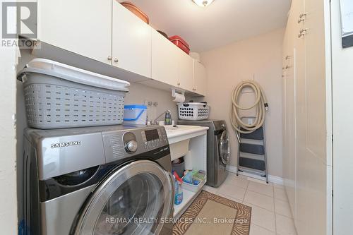 767 Mayfield Rd, Brampton, ON - Indoor Photo Showing Laundry Room