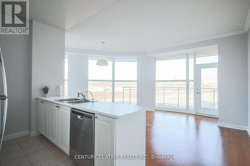 #601 -2067 Lake Shore Blvd W, Toronto, ON - Indoor Photo Showing Kitchen With Double Sink