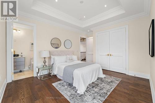 413 Empress Ave, Toronto, ON - Indoor Photo Showing Bedroom