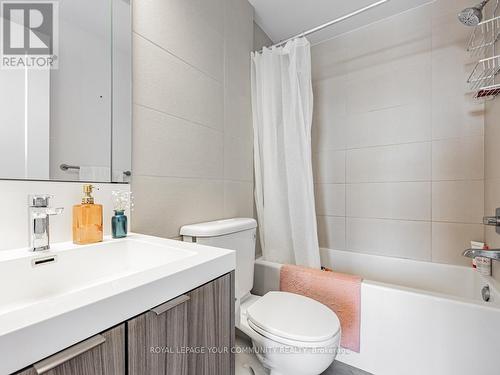 #1402 -101 Erskine Ave, Toronto, ON - Indoor Photo Showing Bathroom