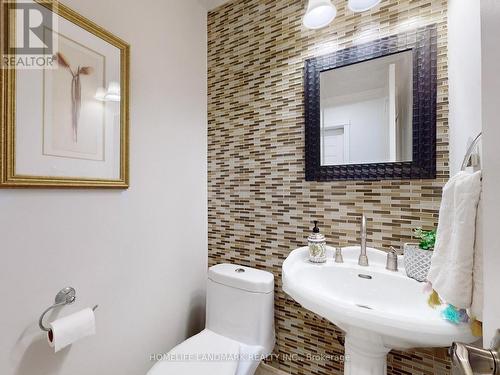 116 Fawndale Cres, Toronto, ON - Indoor Photo Showing Bathroom