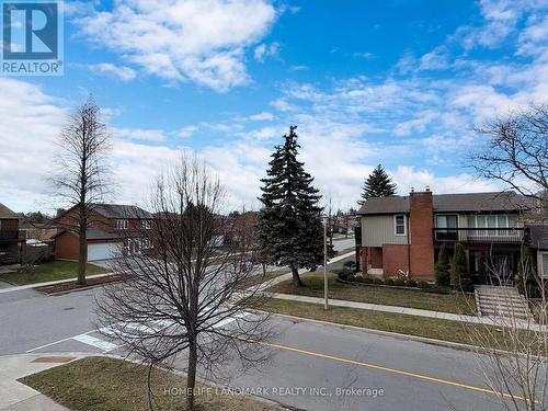 116 Fawndale Cres, Toronto, ON - Outdoor