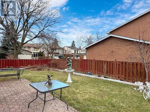 116 Fawndale Cres, Toronto, ON - Outdoor