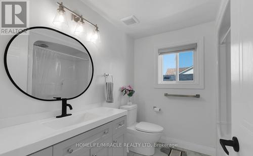 1657 Erindale Crescent, Oshawa, ON - Indoor Photo Showing Laundry Room