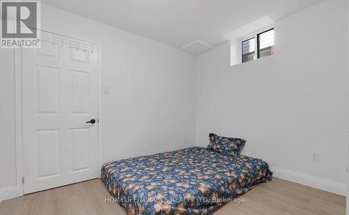 1657 Erindale Crescent, Oshawa (Samac), ON - Indoor Photo Showing Bedroom