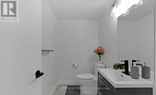 1657 Erindale Crescent, Oshawa, ON - Indoor Photo Showing Bathroom