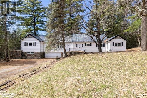 1097 Armstrong Point Road, Muskoka Lakes, ON - Outdoor