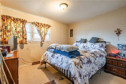 120 Burleigh Road N, Ridgeway, ON - Indoor Photo Showing Bedroom