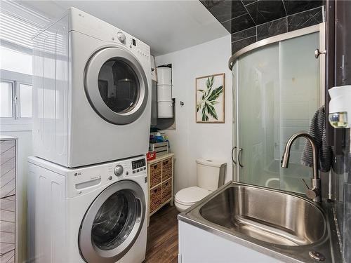 139 East 44Th Street, Hamilton, ON - Indoor Photo Showing Laundry Room