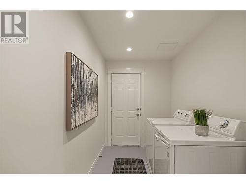 2311 Campbell Road, West Kelowna, BC - Indoor Photo Showing Laundry Room