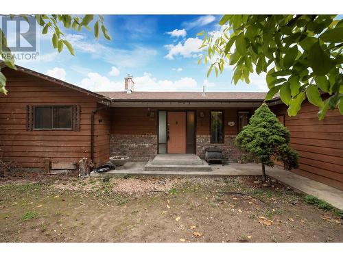 1181 Menu Road, West Kelowna, BC - Indoor Photo Showing Other Room