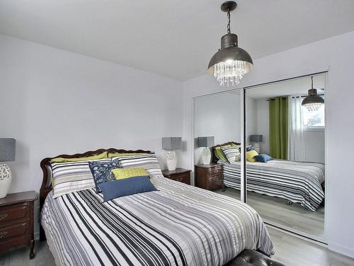 Chambre Ã Â coucher - 2622 Rue Saguenay, Rouyn-Noranda, QC - Indoor Photo Showing Bedroom