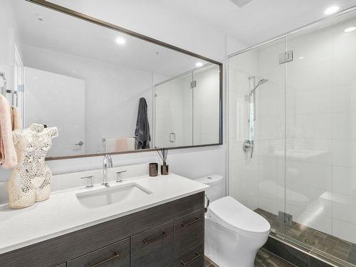 3501-1191 Sunset Drive, Kelowna, BC - Indoor Photo Showing Bathroom