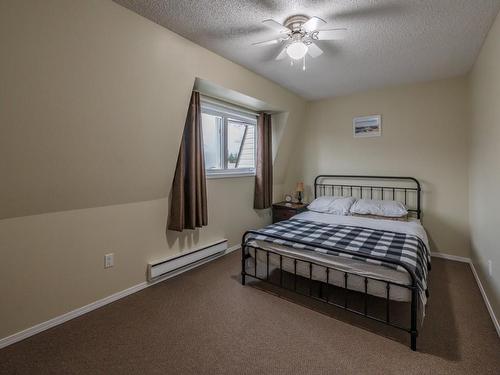 46-2250 Baskin Street, Penticton, BC - Indoor Photo Showing Bedroom