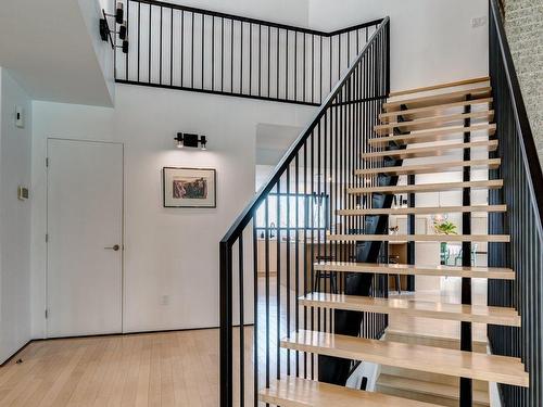 Staircase - 350 Ch. Des Trente, Saint-Mathias-Sur-Richelieu, QC - Indoor Photo Showing Other Room