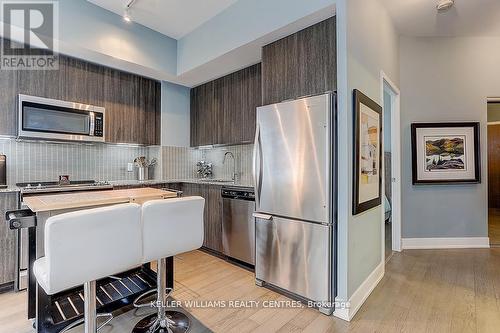 #602 -20 Shore Breeze Dr, Toronto, ON - Indoor Photo Showing Kitchen With Upgraded Kitchen