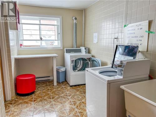 506 Lasalle Boulevard, Sudbury, ON - Indoor Photo Showing Laundry Room