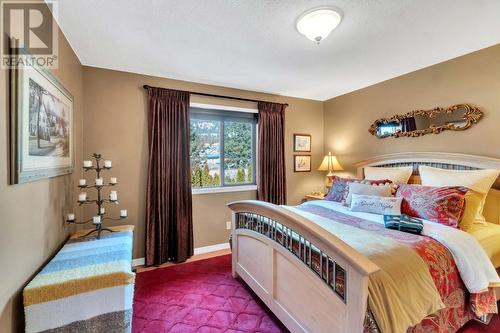 2463 Irvine Ave, Merritt, BC - Indoor Photo Showing Bedroom
