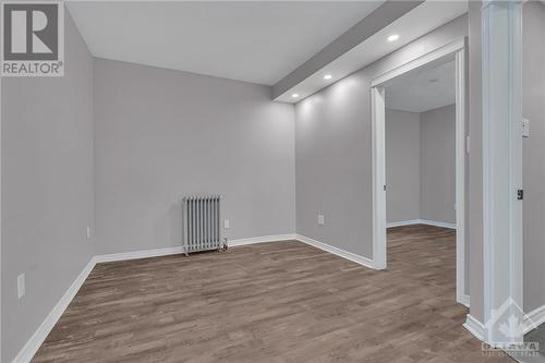 698 Cooper Street, Ottawa, ON - Indoor Photo Showing Other Room