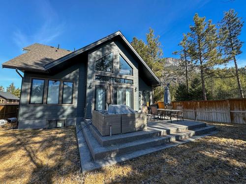 4988 Columbia Springs Drive, Canal Flats, BC - Outdoor