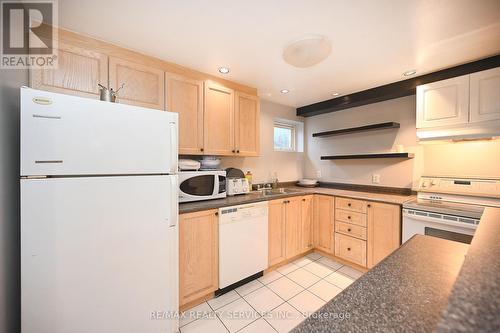 3 Brookdale Crescent, Brampton, ON - Indoor Photo Showing Kitchen With Double Sink