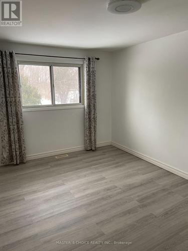 #Main -1473 Freeport Dr, Mississauga, ON - Indoor Photo Showing Other Room
