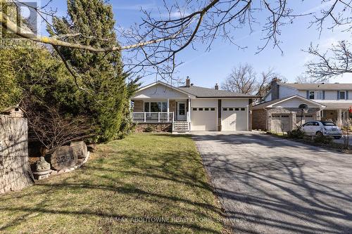 2254 Yates Crt, Oakville, ON - Outdoor With View