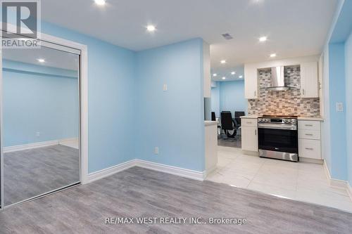 3522 The Credit Woodlands, Mississauga, ON - Indoor