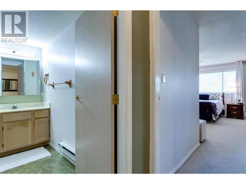2477 Ingram Road Unit# 104, West Kelowna, BC - Indoor Photo Showing Bathroom