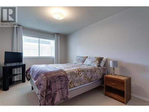 2477 Ingram Road Unit# 104, West Kelowna, BC - Indoor Photo Showing Bedroom