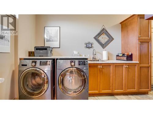 13345 Shoreline Drive, Lake Country, BC - Indoor Photo Showing Laundry Room