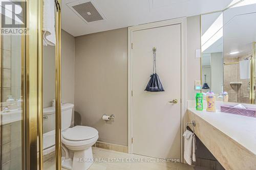 2446-47 - 90 Highland Drive, Oro-Medonte, ON - Indoor Photo Showing Bathroom