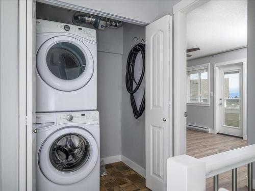 3-6107 Llewellyn Pl, Nanaimo, BC - Indoor Photo Showing Laundry Room