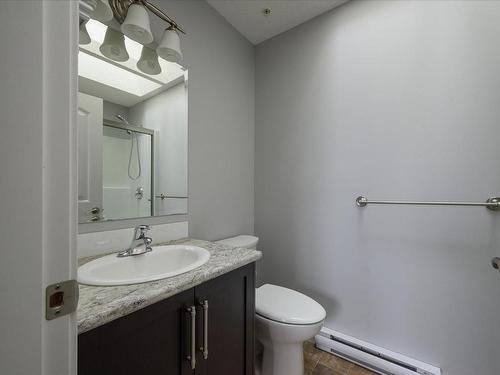 3-6107 Llewellyn Pl, Nanaimo, BC - Indoor Photo Showing Bathroom