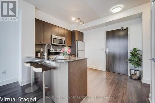 #3506 -88 Sheppard Ave E, Toronto, ON - Indoor Photo Showing Kitchen