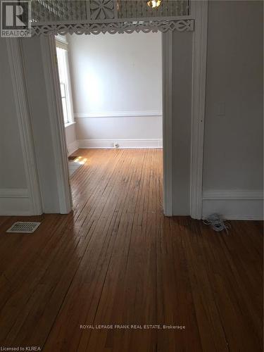 #1&2 -5 Sussex St N, Kawartha Lakes, ON - Indoor Photo Showing Other Room