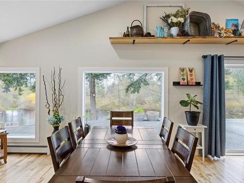 1840 Serenity Pl, Nanoose Bay, BC - Indoor Photo Showing Dining Room