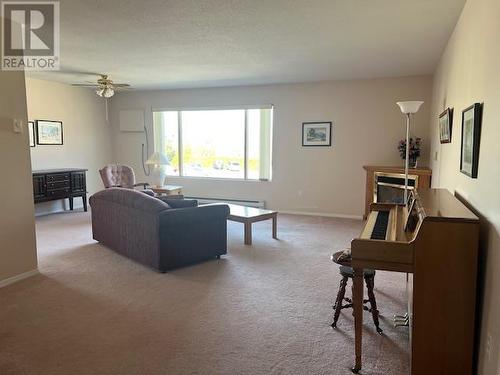 8006 Vedette Drive Unit# 201A, Osoyoos, BC - Indoor Photo Showing Living Room