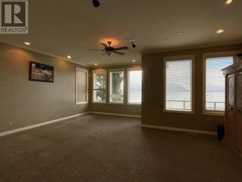 8935 Lawrence Way, West Vancouver, BC - Indoor Photo Showing Other Room
