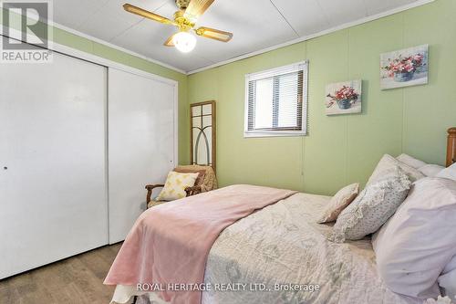 18 Third St, Kawartha Lakes, ON - Indoor Photo Showing Bedroom